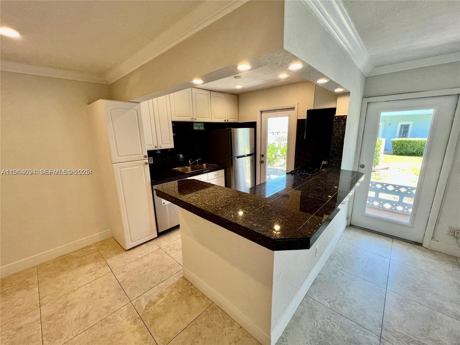2700 NE 135th St 45 photo 4