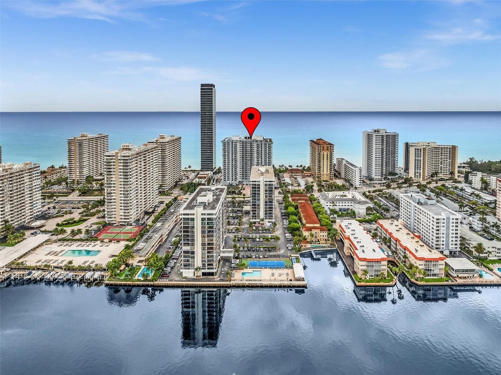2030 Ocean Dr 2