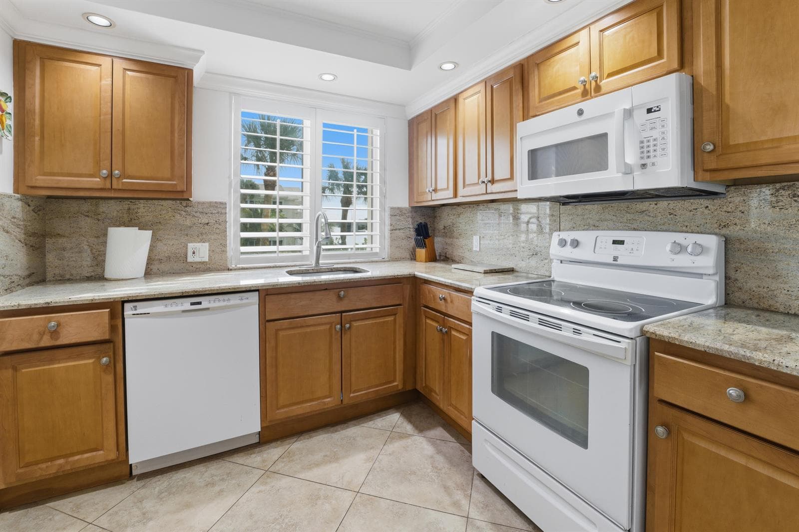 375 Beach Road #201 5