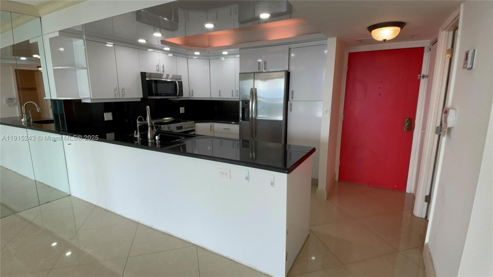 3800 Ocean Dr 1823 photo 6