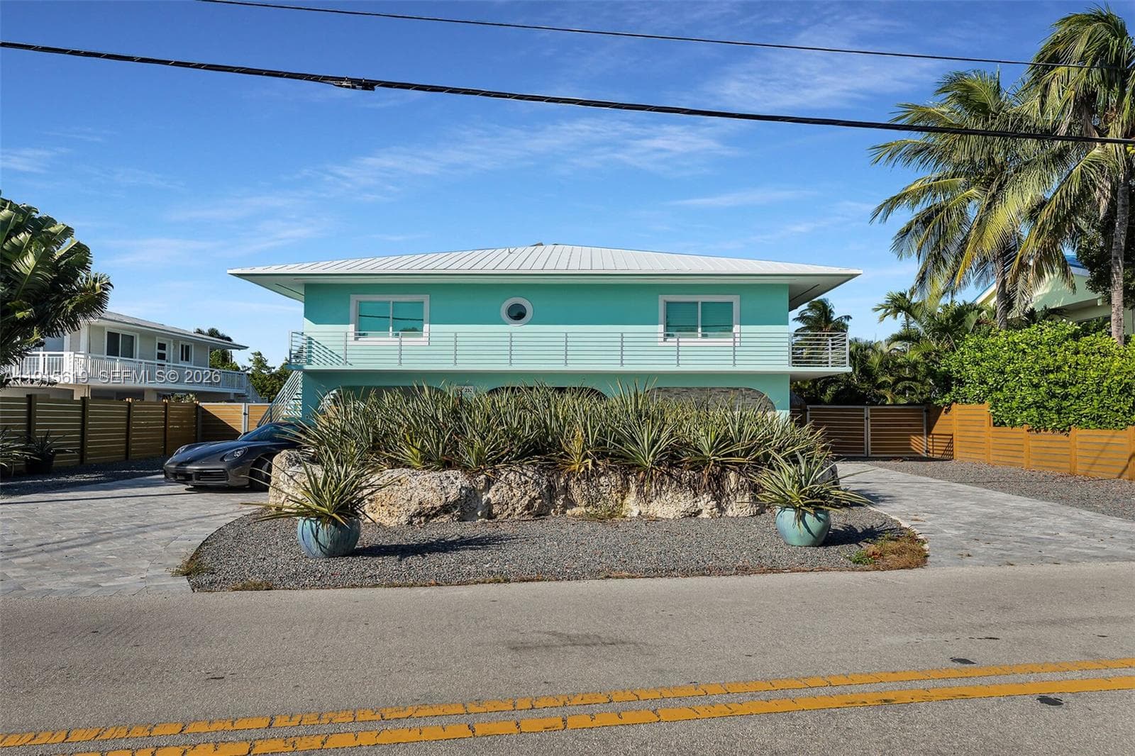 232 Seaview Dr 2