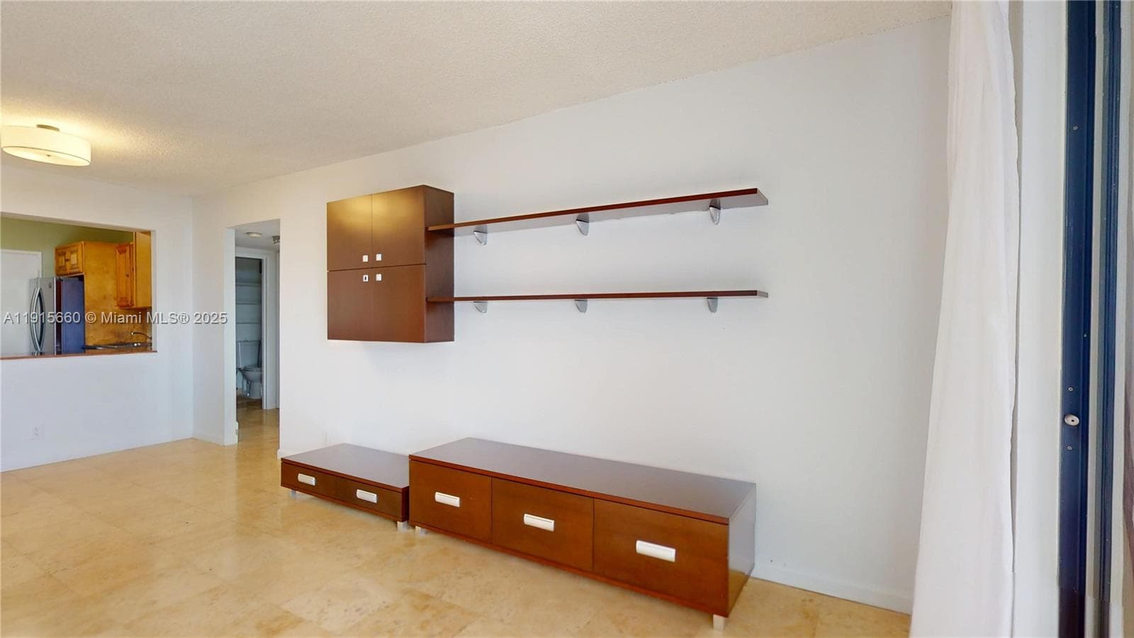 500 Three Islands Blvd 408 photo 5