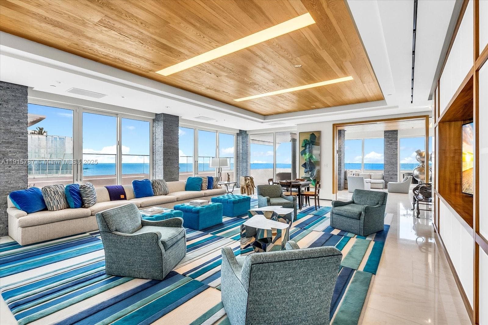 430 Grand Bay Dr 4
