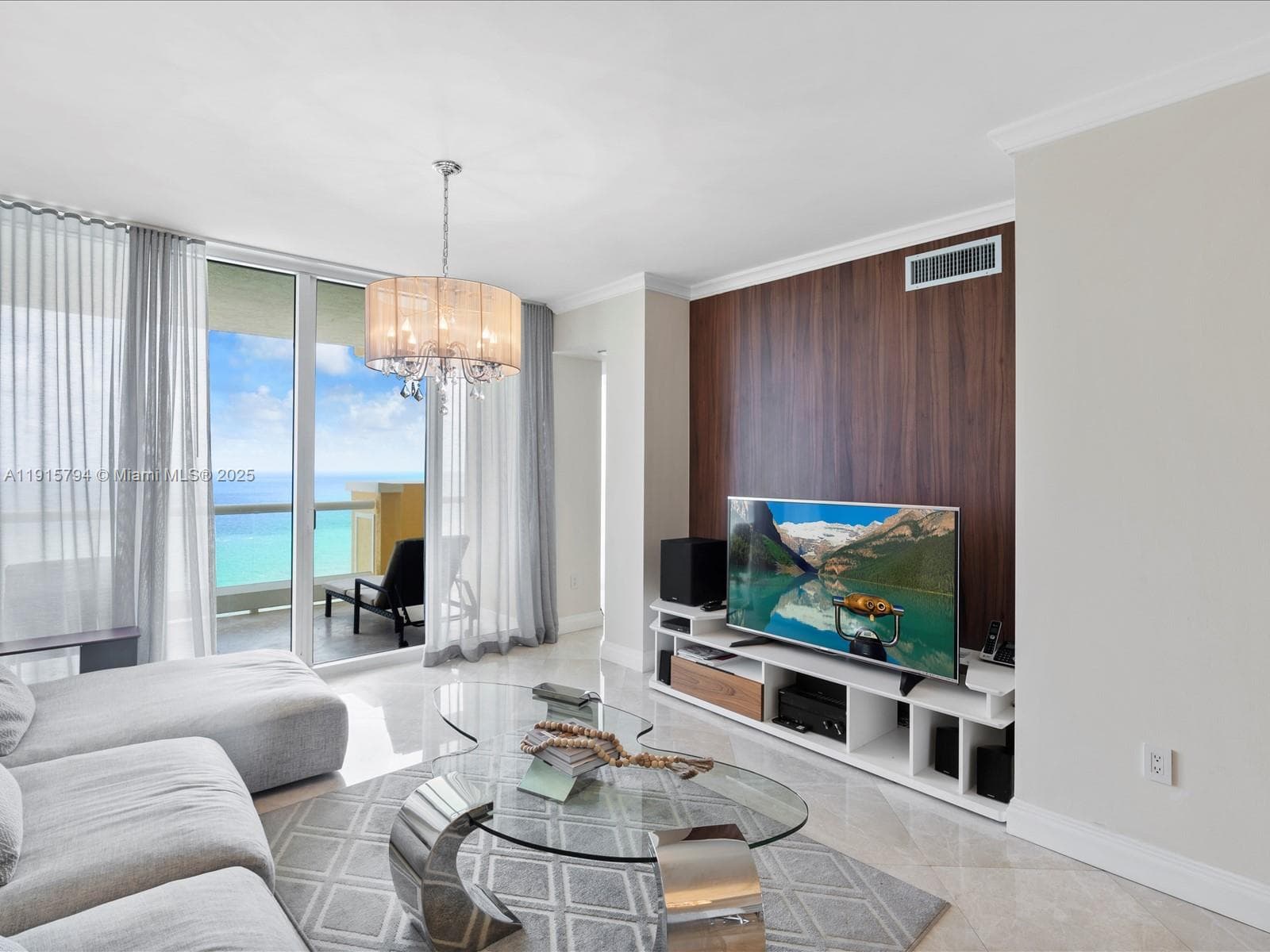 17875 Collins Ave 3
