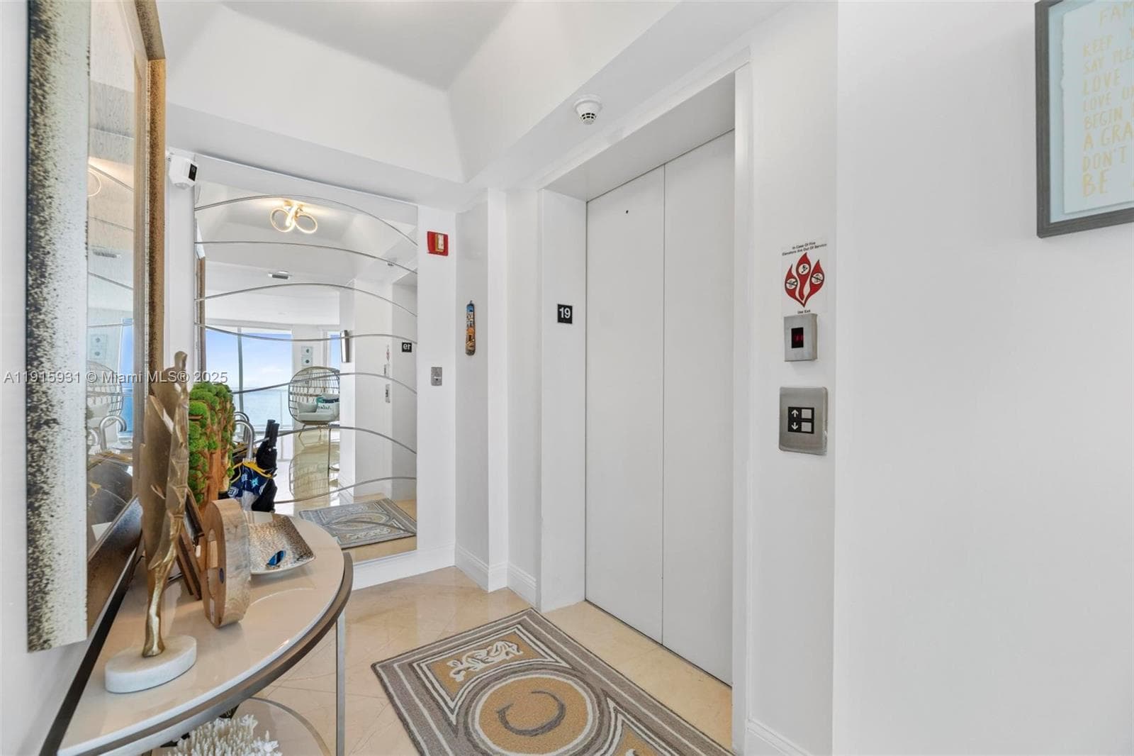 18671 Collins Ave 1902 photo 2