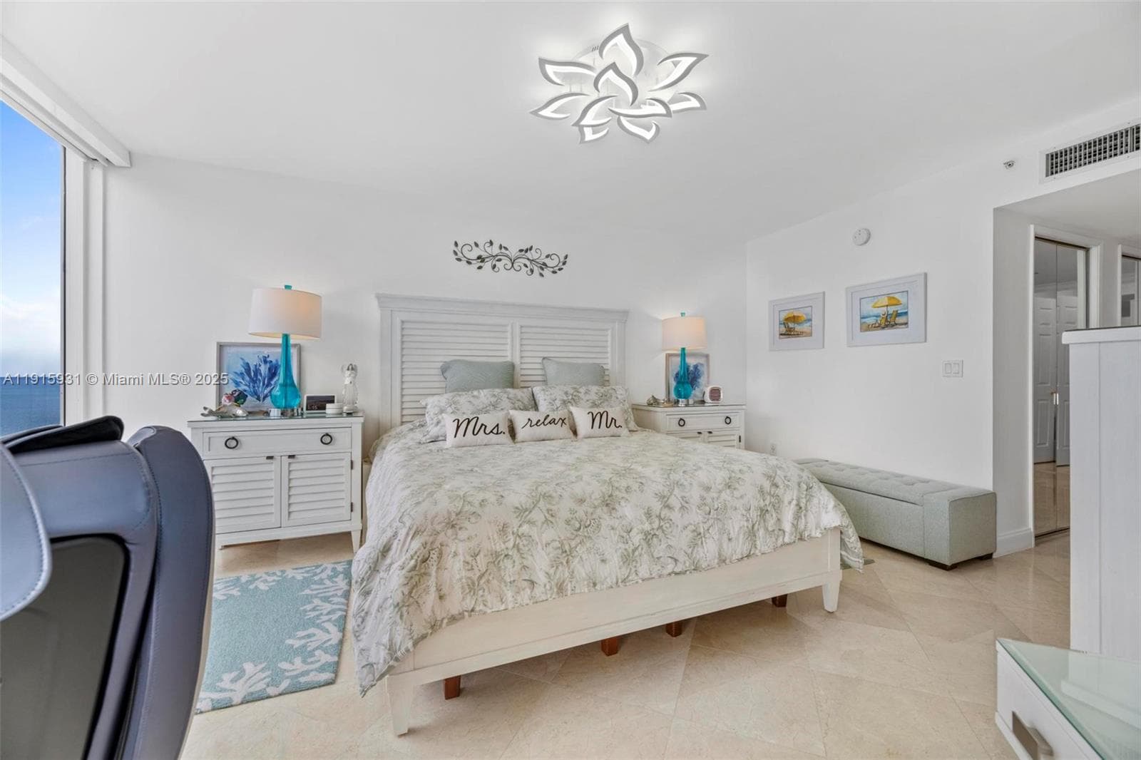 18671 Collins Ave 1902 photo 17