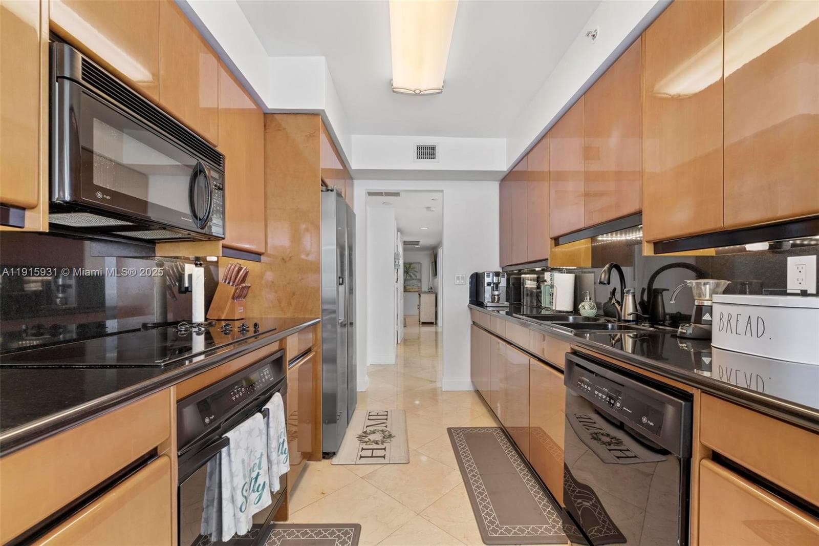 18671 Collins Ave 1902 photo 9