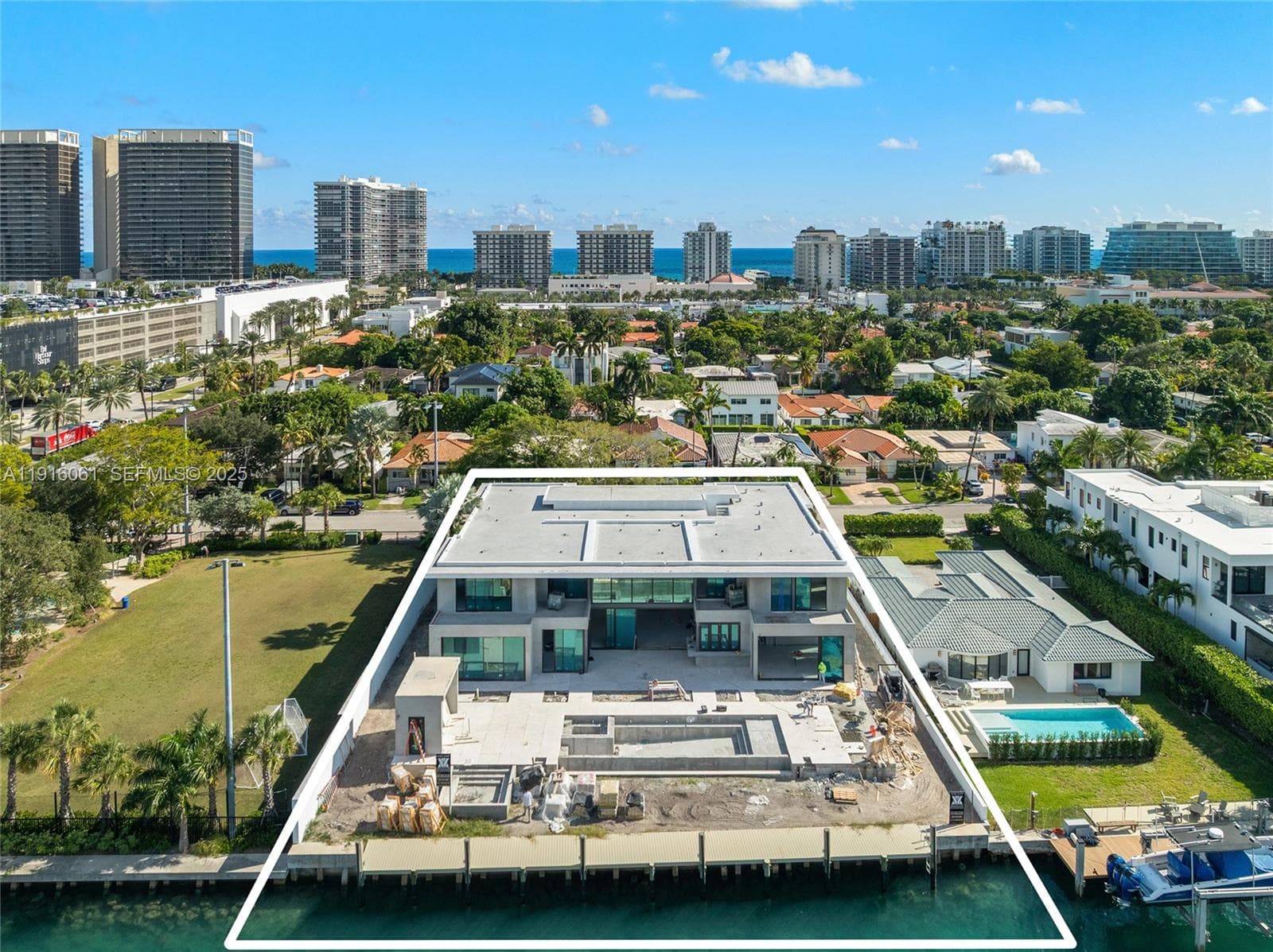 9540 Bay Dr photo 18