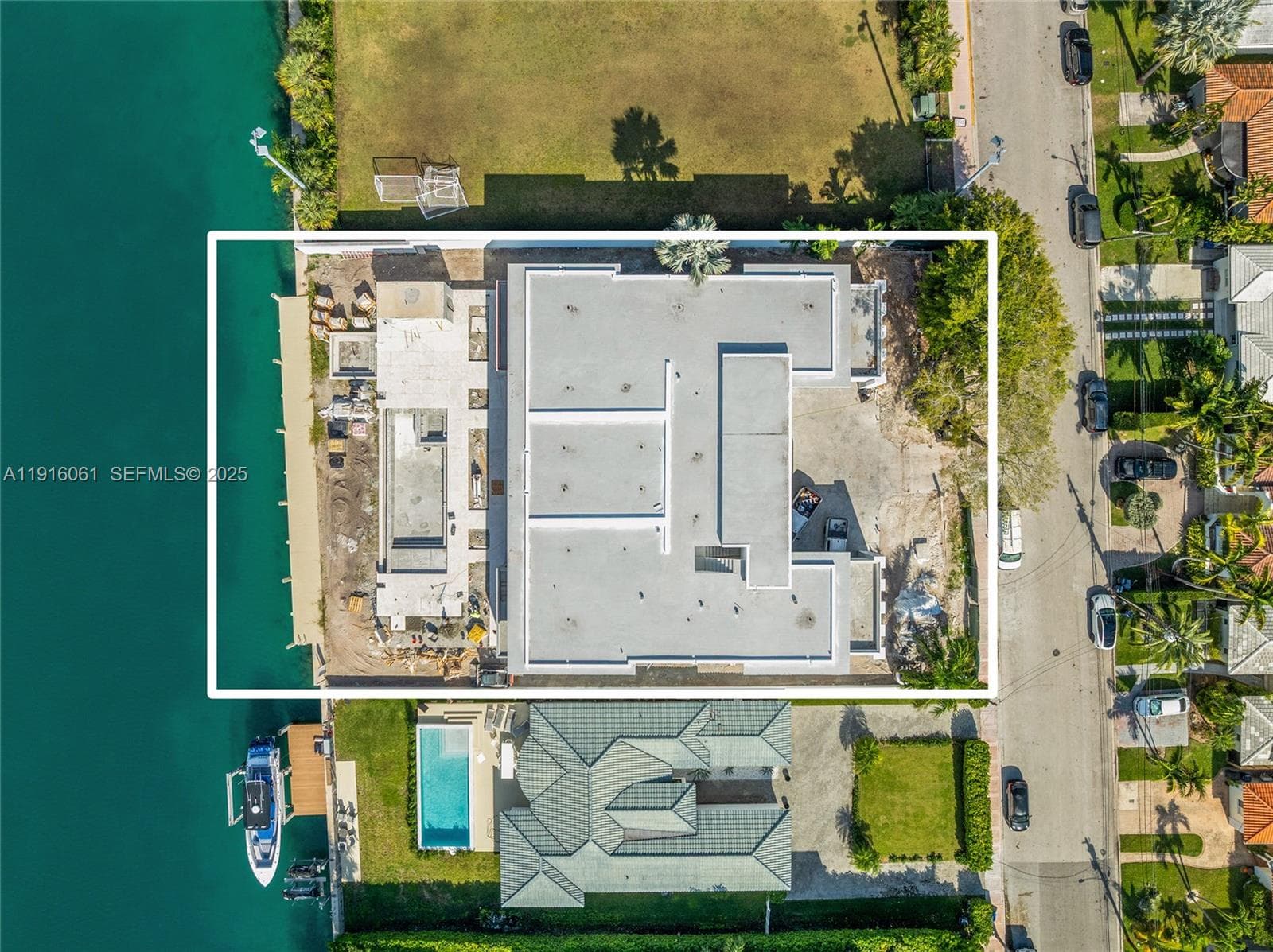 9540 Bay Dr photo 19