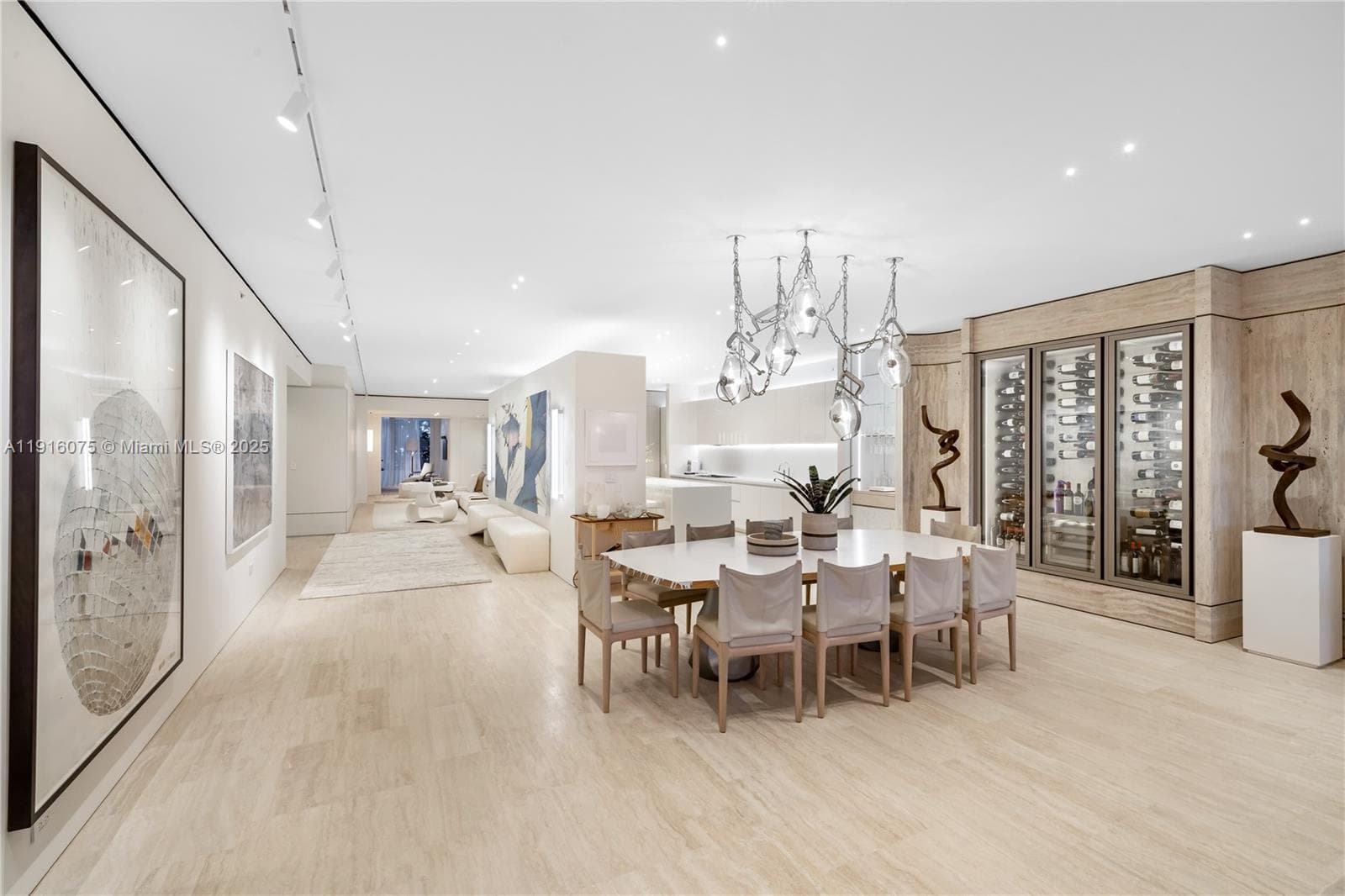 9001 Collins Ave 3
