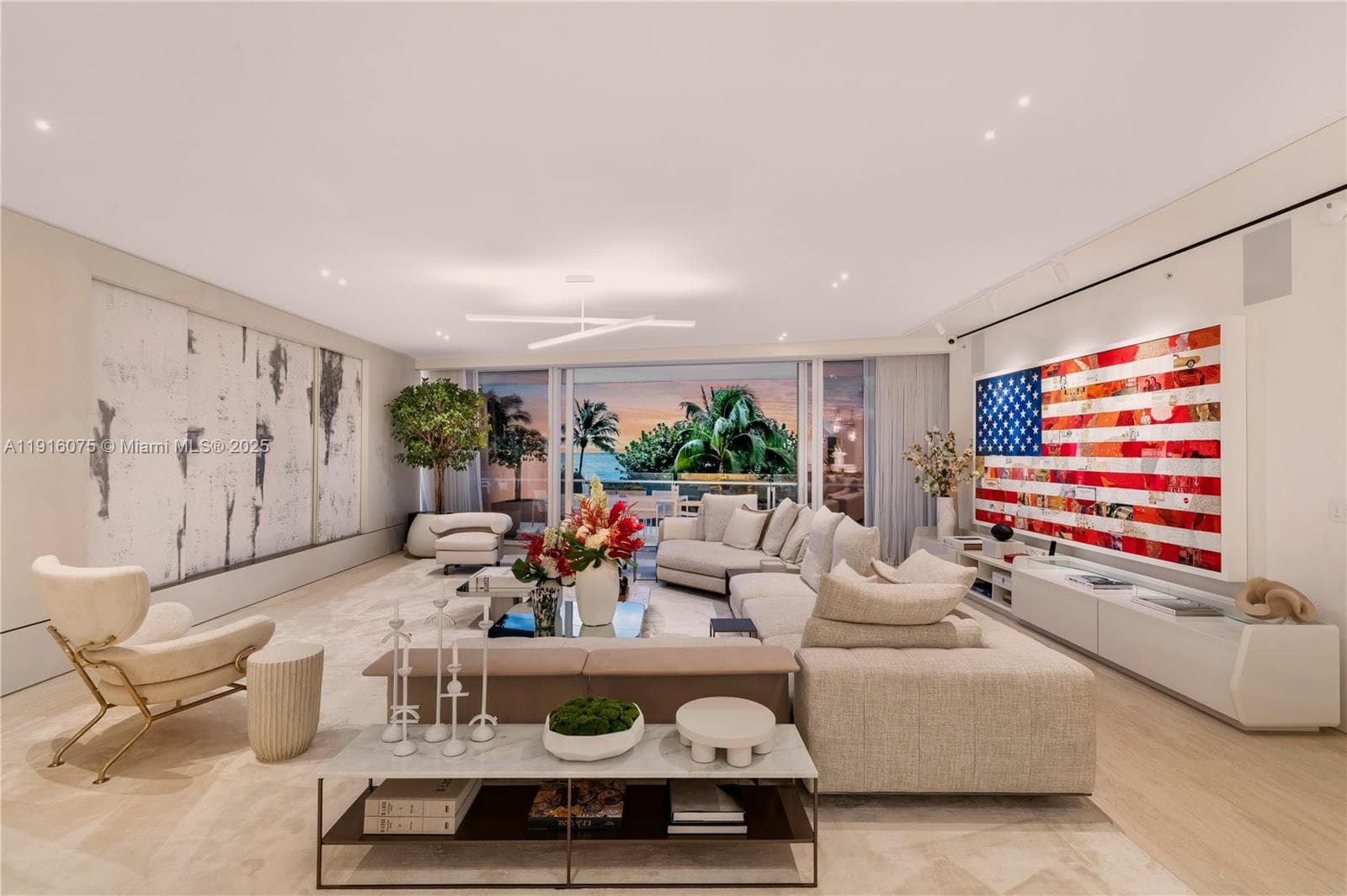 9001 Collins Ave 1