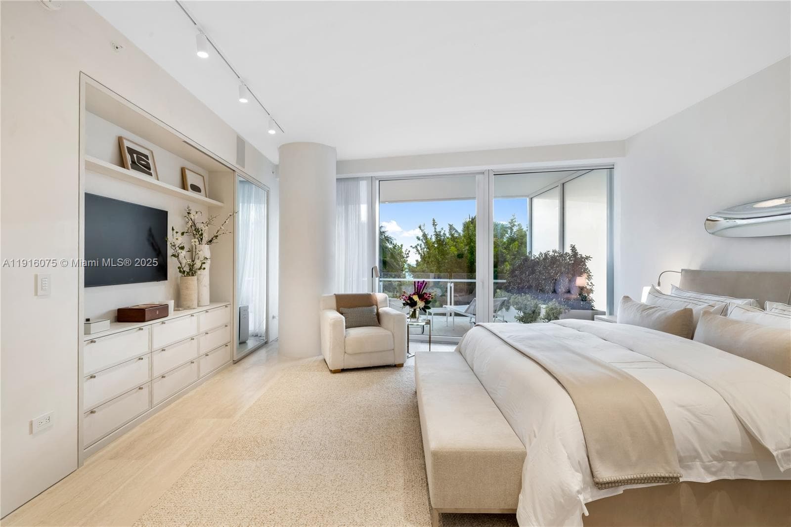 9001 Collins Ave S-207 photo 8