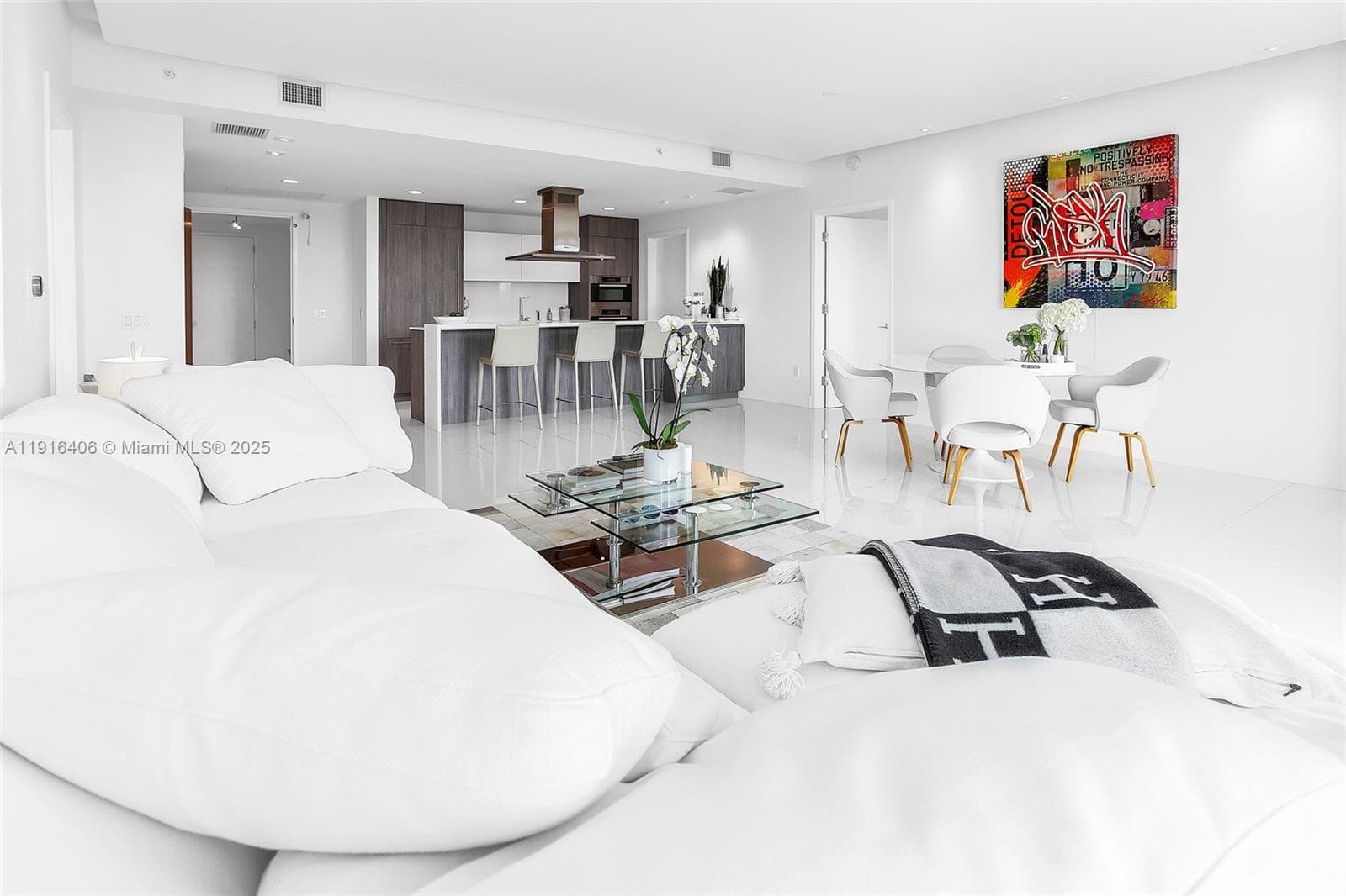350 Ocean Dr 2