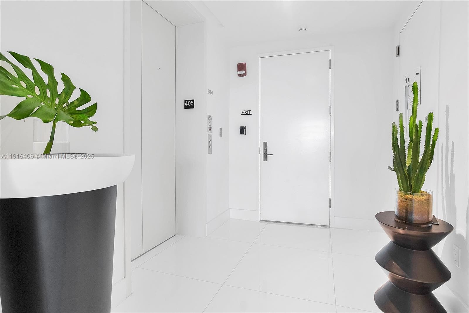 350 Ocean Dr 405N photo 16