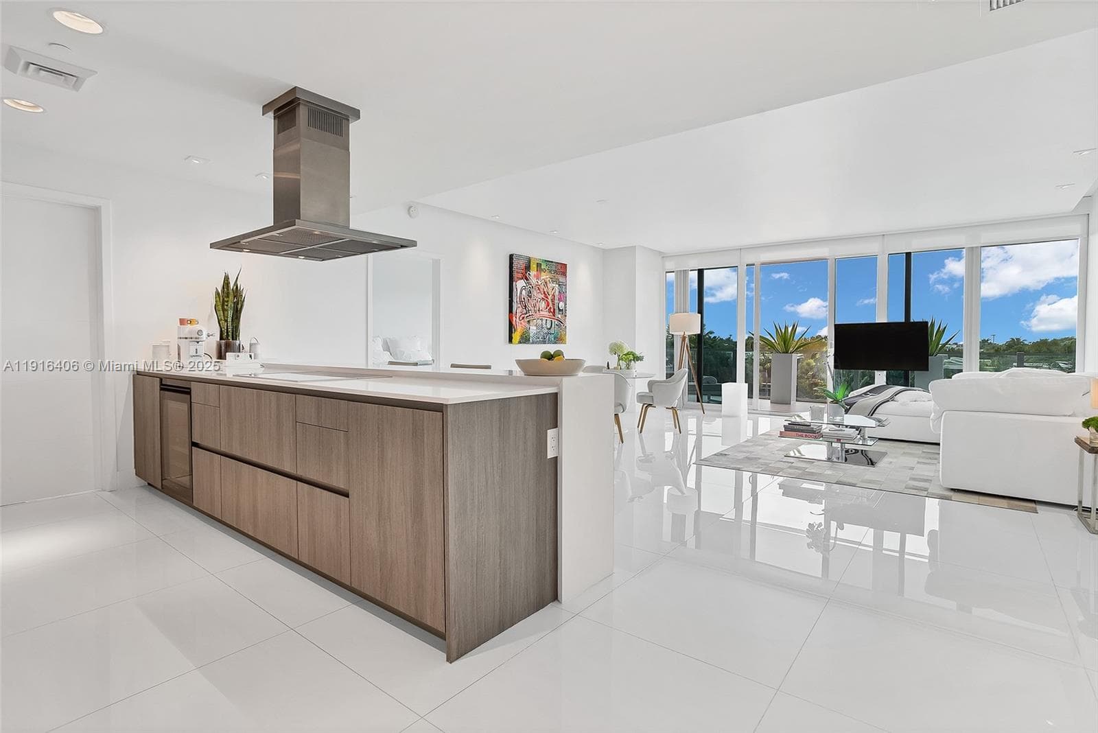 350 Ocean Dr 5