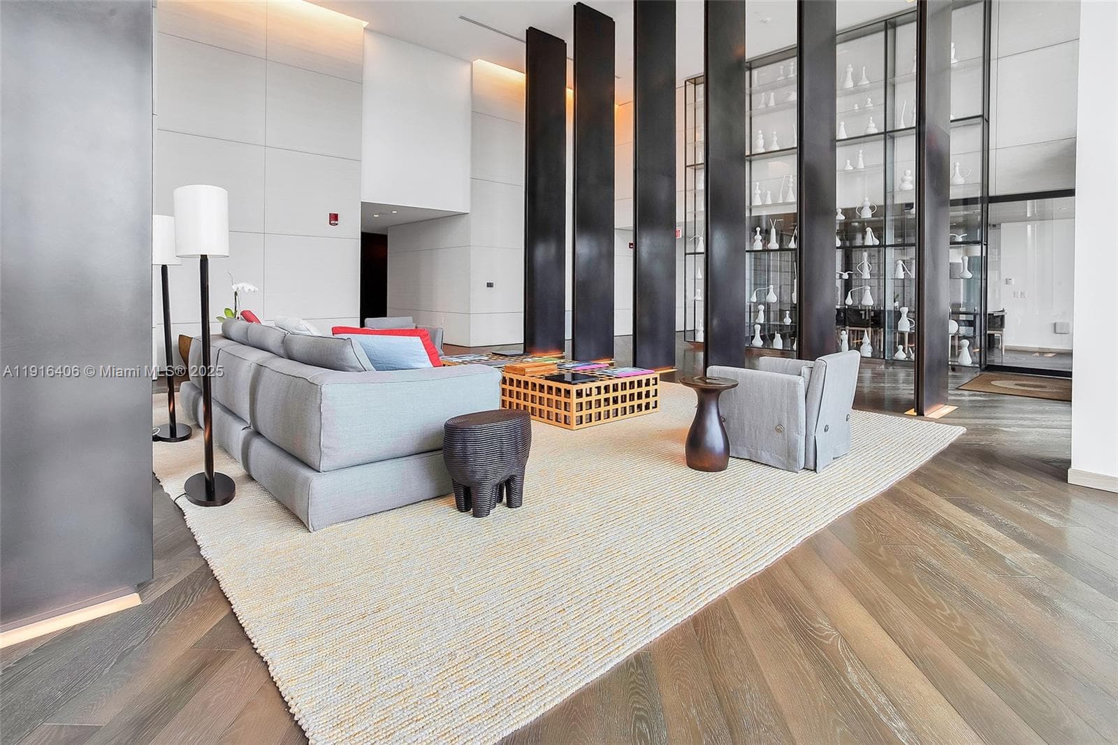 350 Ocean Dr 405N photo 15