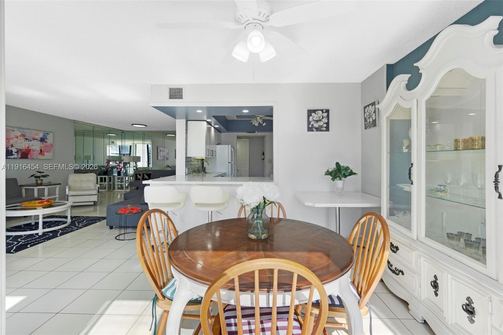 1000 Parkview Dr 518 photo 15