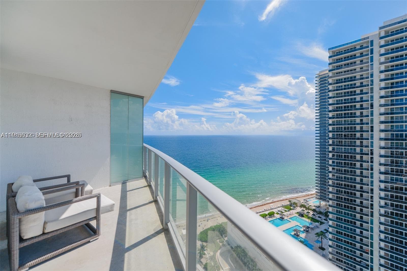 4111 Ocean Dr 1
