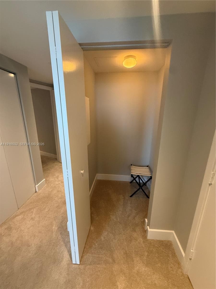 4111 Ocean Dr 4