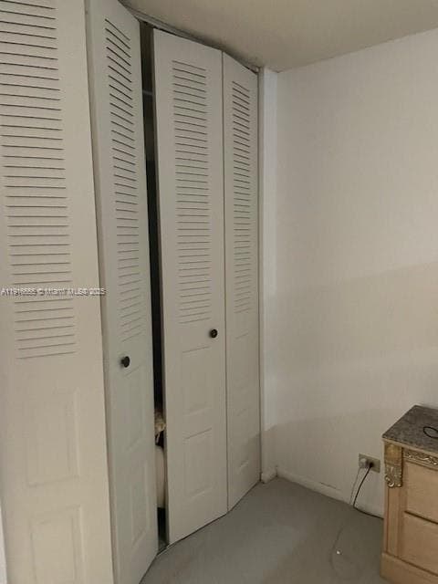 301 174th St 1605 photo 7