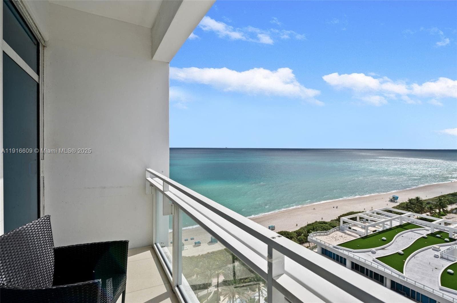 6801 Collins Ave PH06 photo 2
