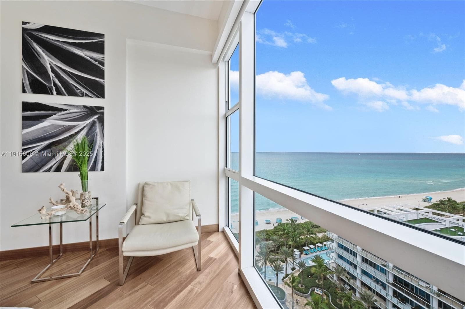 6801 Collins Ave PH06 photo 20