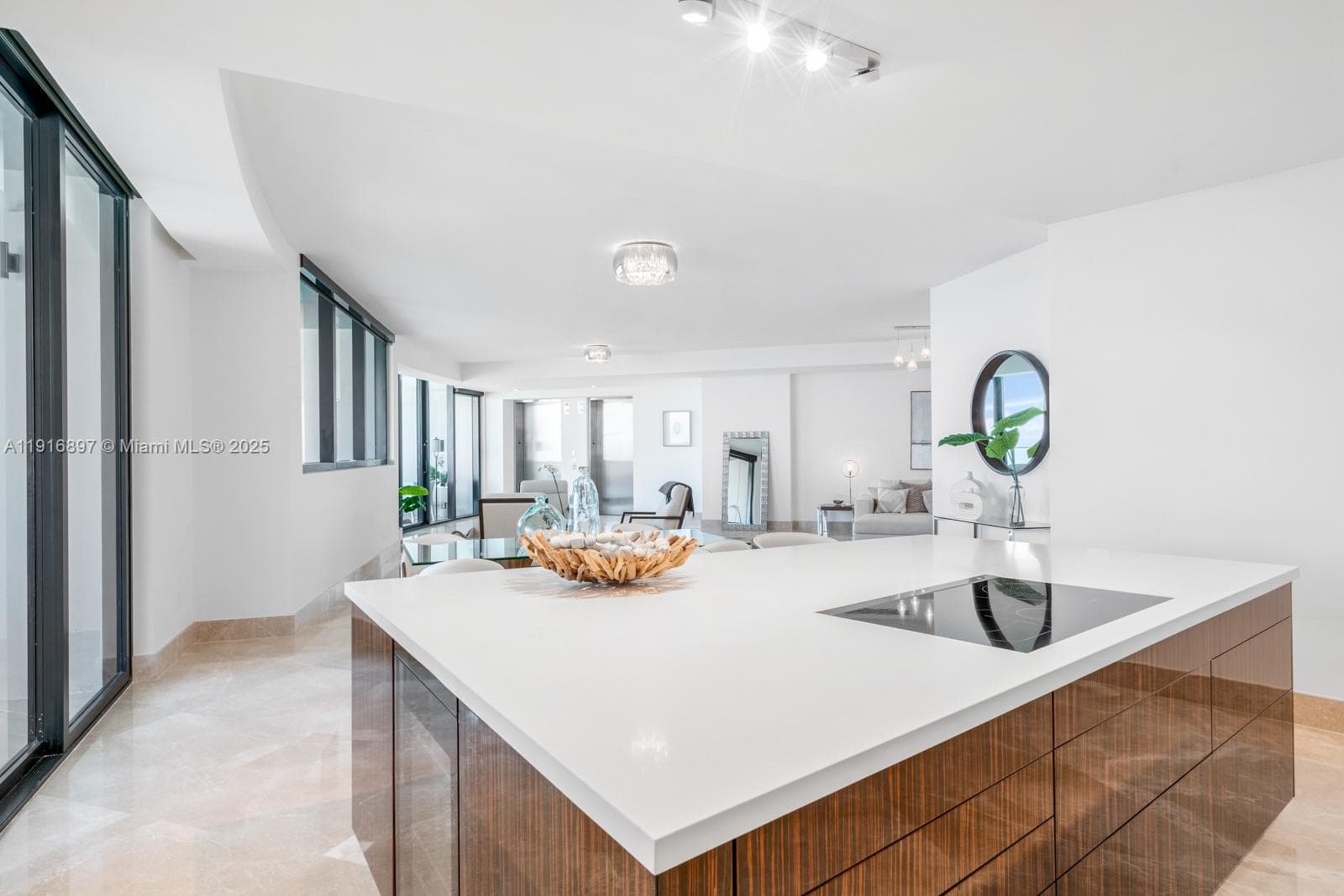 18555 Collins Ave 5105 photo 8