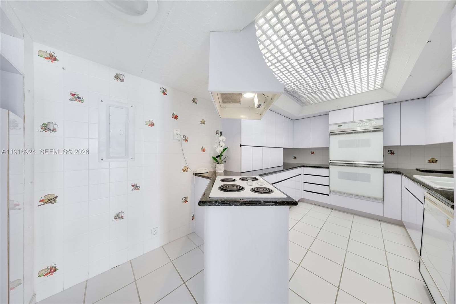 520 Brickell Key Dr A1104 photo 7