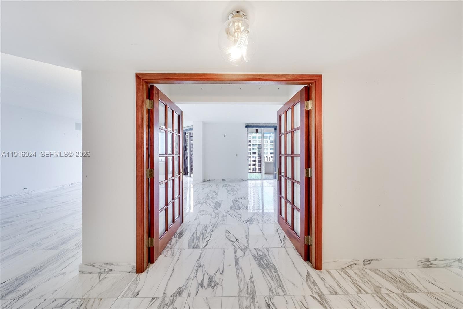 520 Brickell Key Dr A1104 photo 9