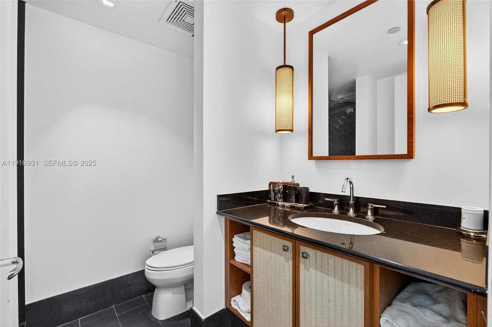101 20th St 2902 photo 16