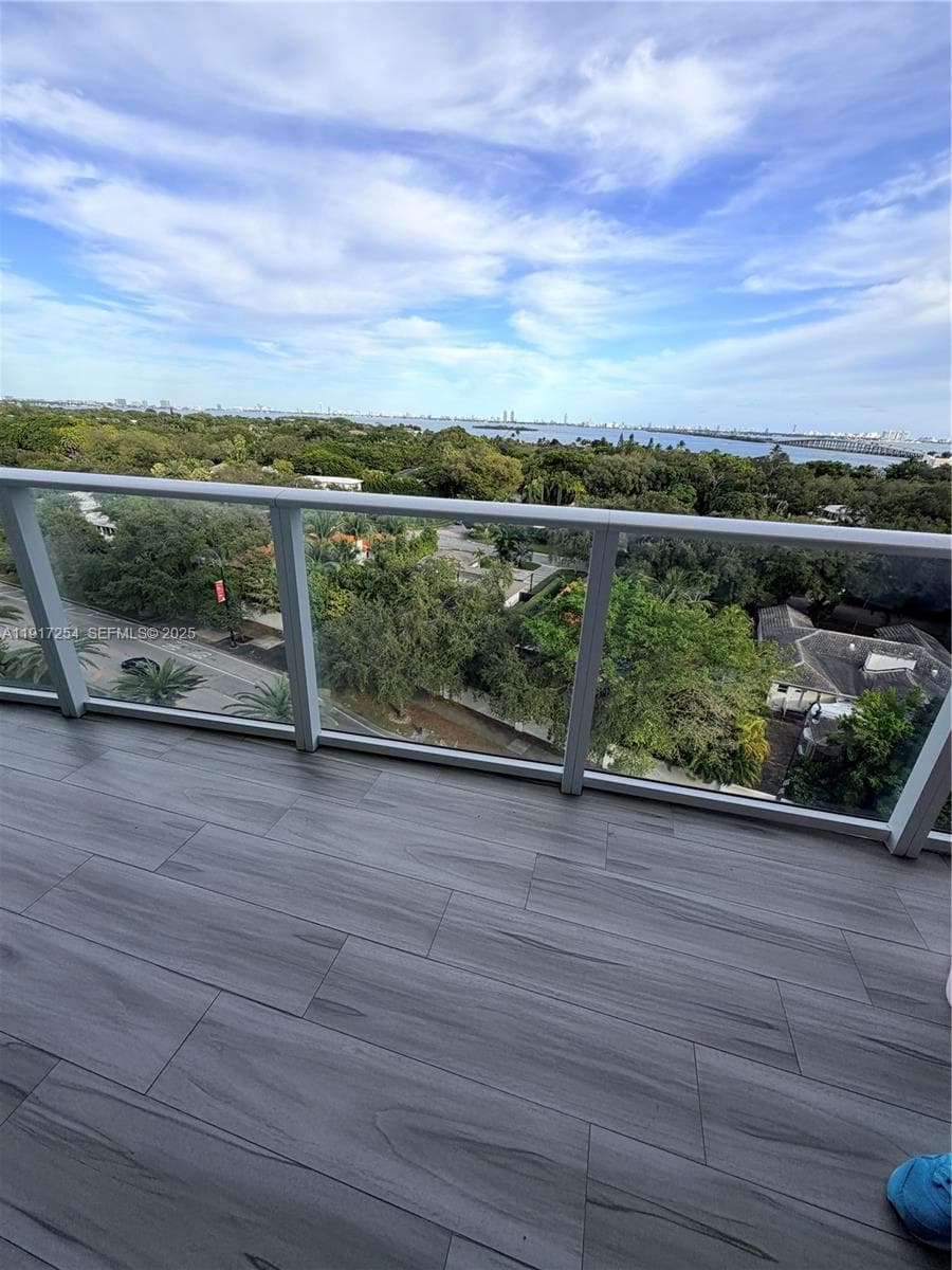 4250 Biscayne Blvd 902 photo 3