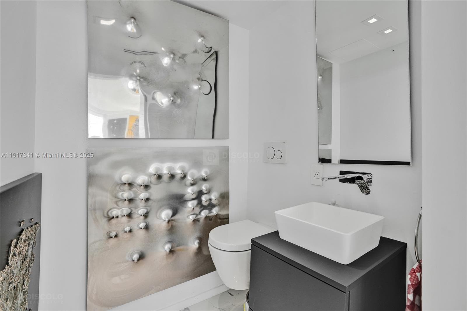 650 West Ave PH01 photo 7