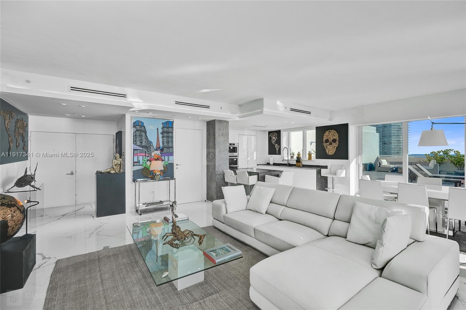 650 West Ave 4