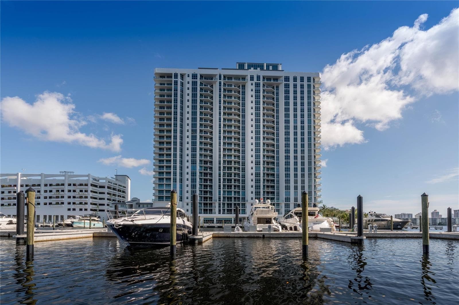 17301 Biscayne Boulevard #506 1