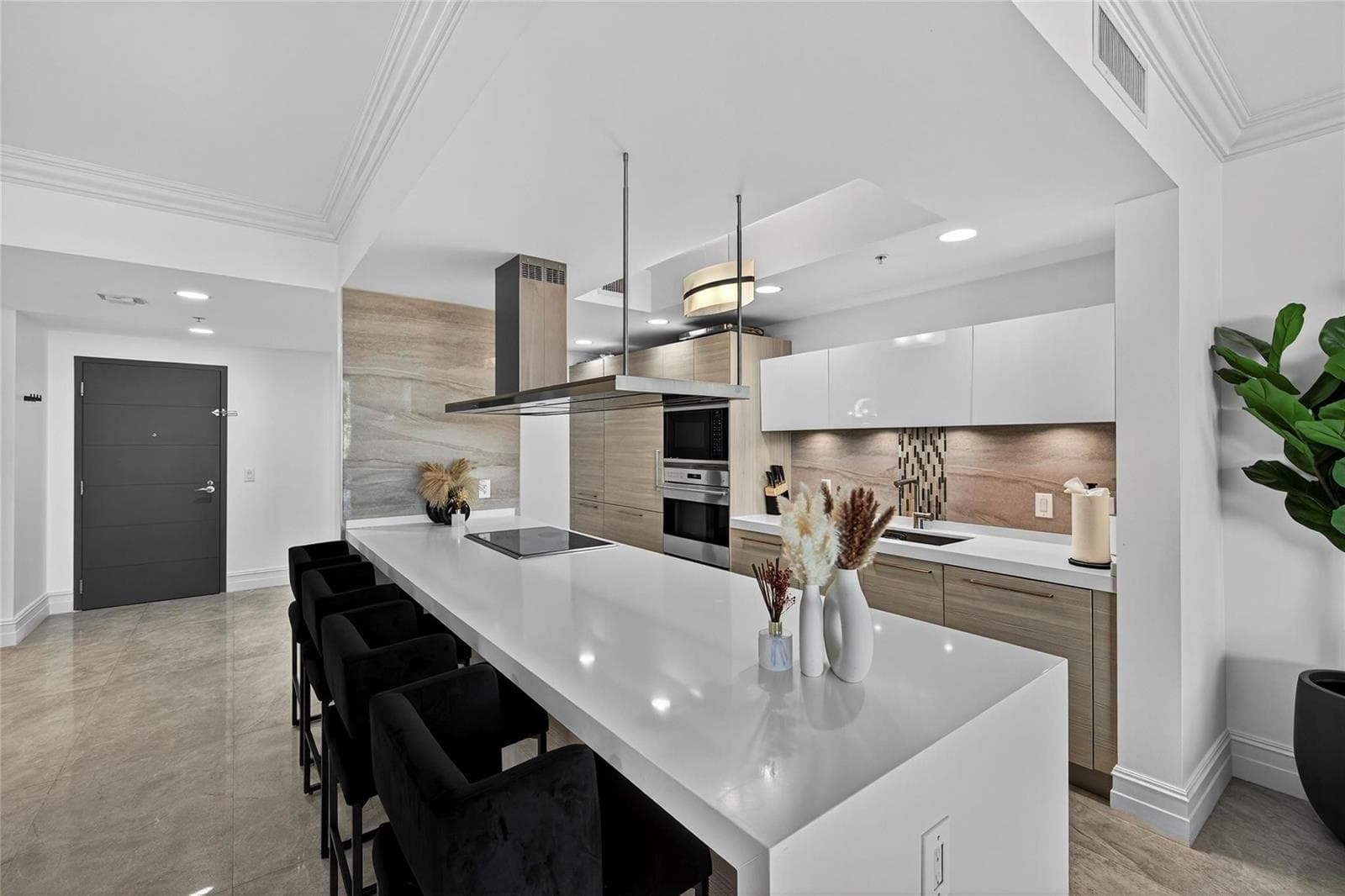17301 Biscayne Boulevard #506 4