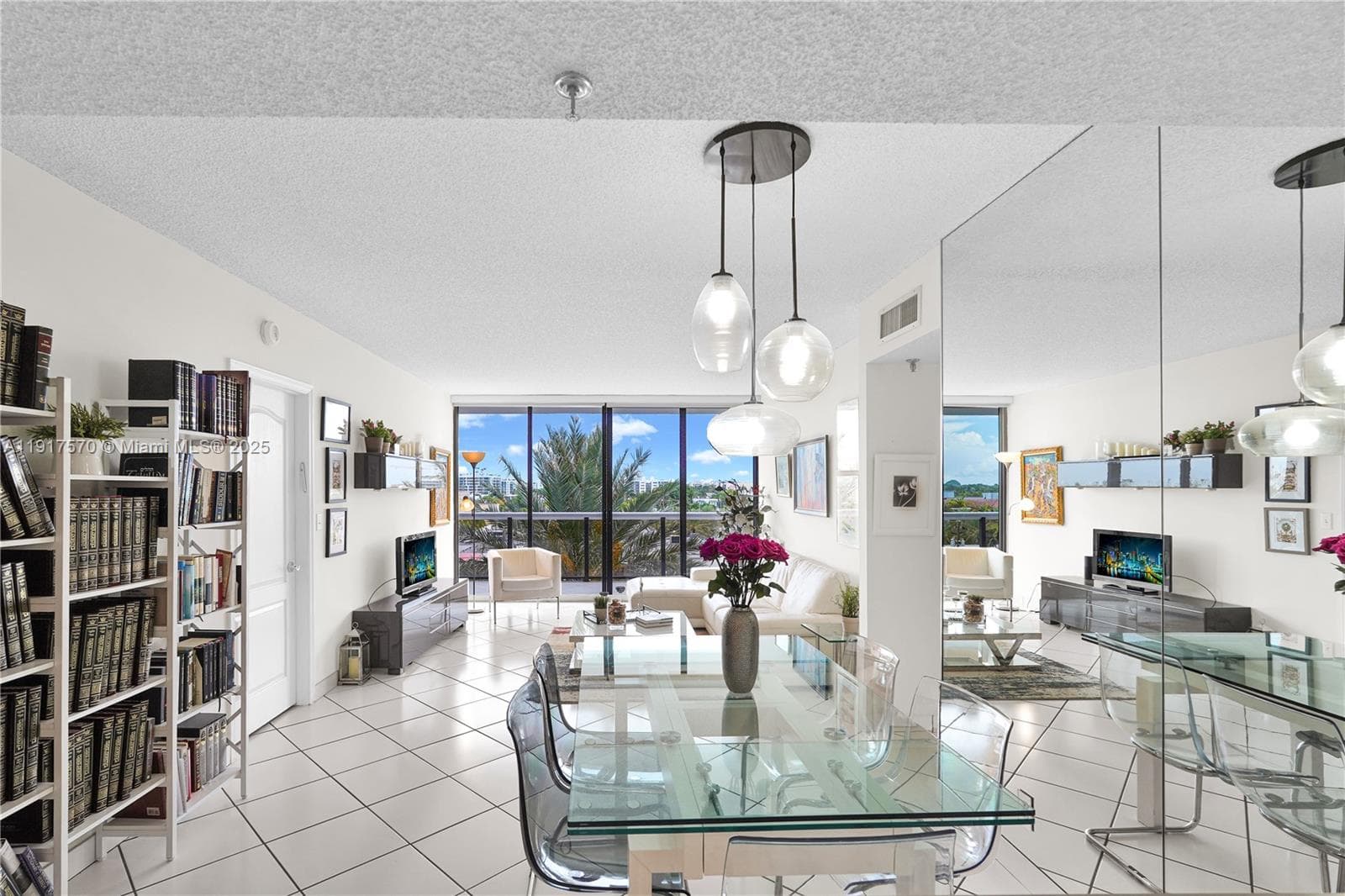 9455 Collins Ave 603 photo 2