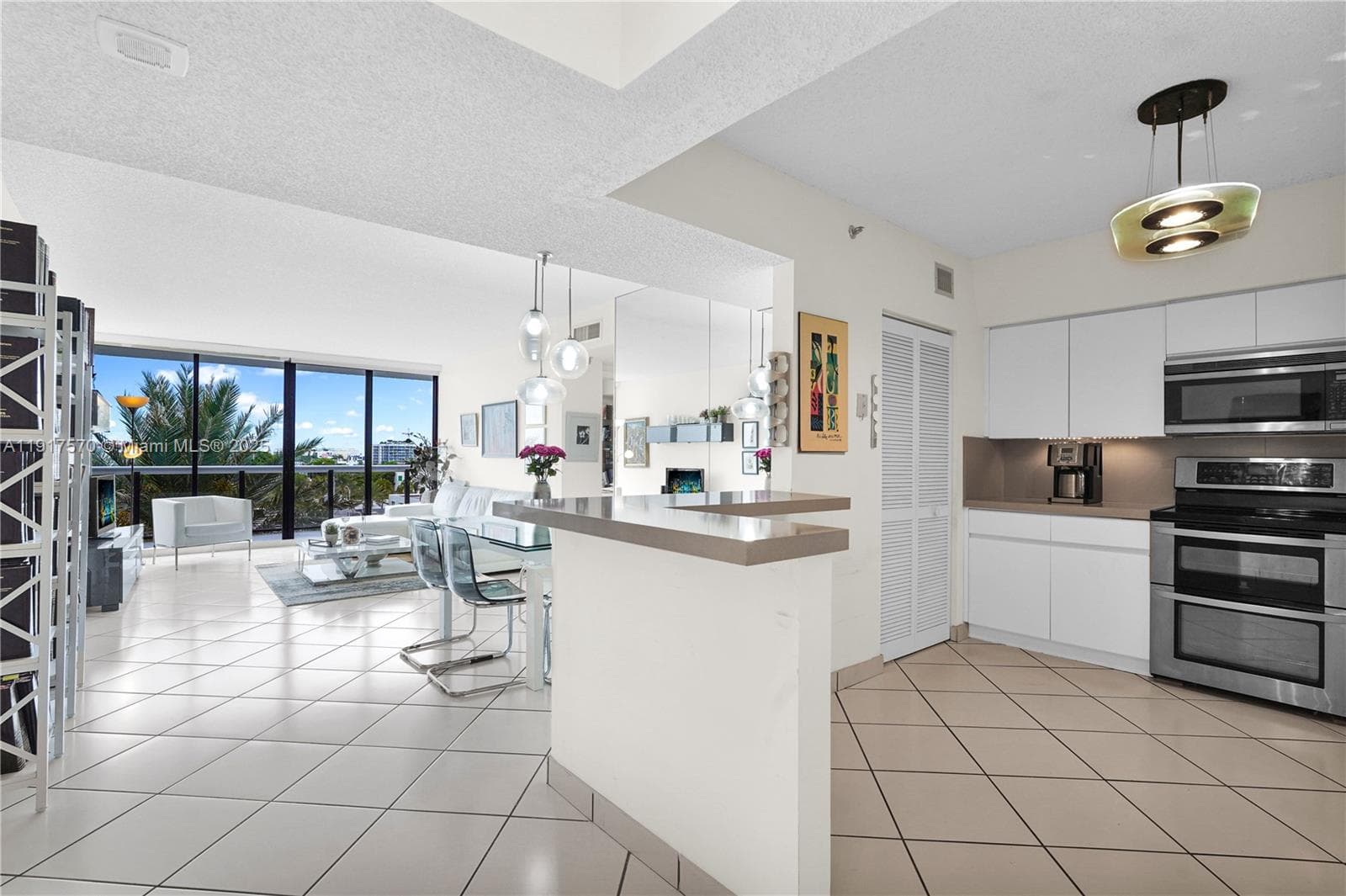 9455 Collins Ave 603 photo 6