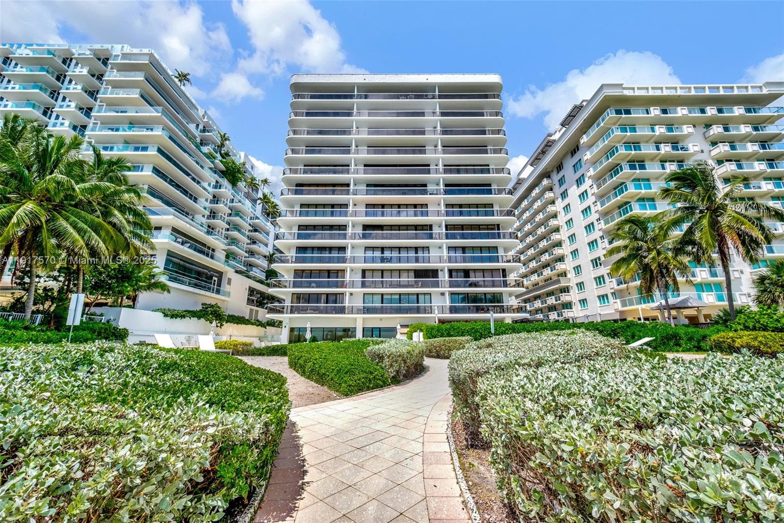 9455 Collins Ave 603 photo 17