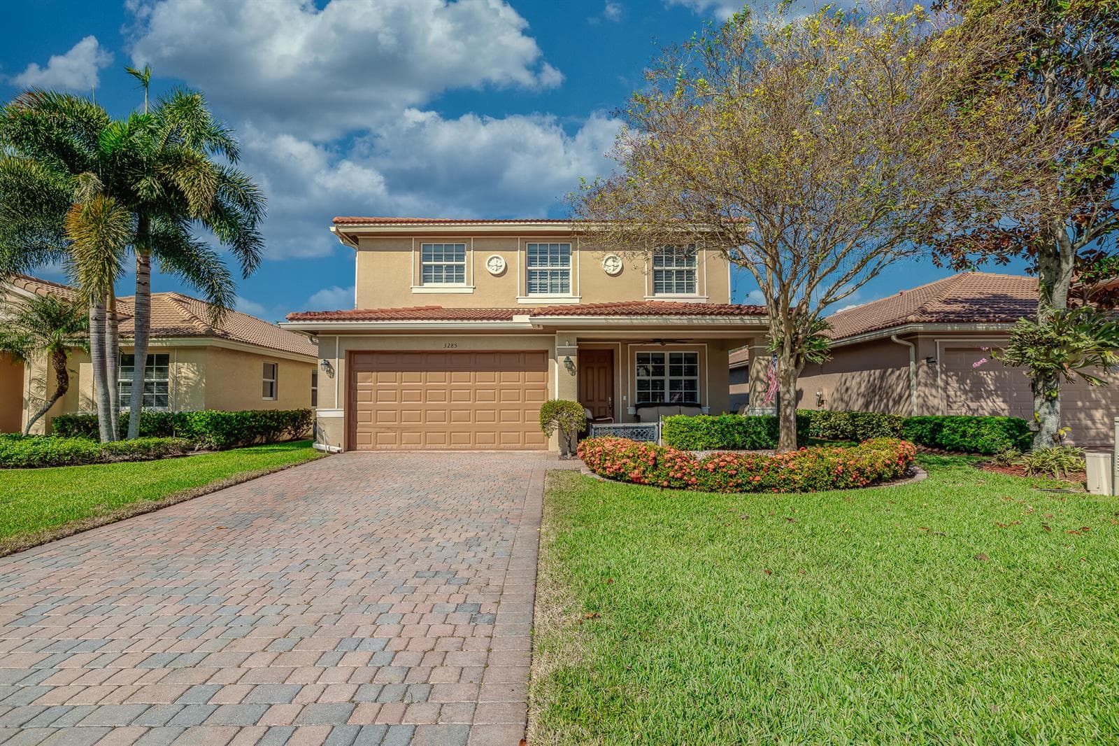 3285 SW Porpoise Circle 3