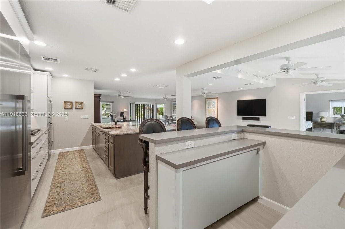 2662 3rd St photo 24