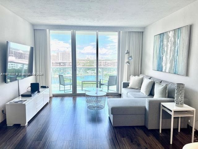 3801 Ocean Dr 1