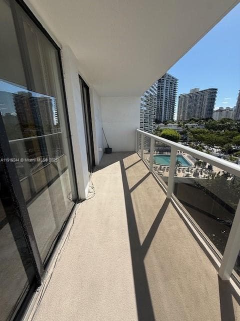 3701 N Country Club Dr 706 photo 4