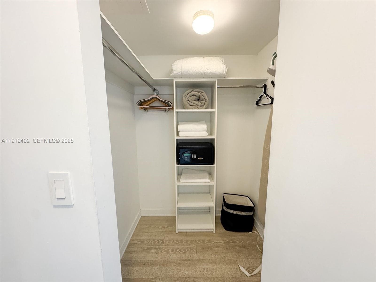 2602 E Hallandale Beach Blvd R1807 photo 9