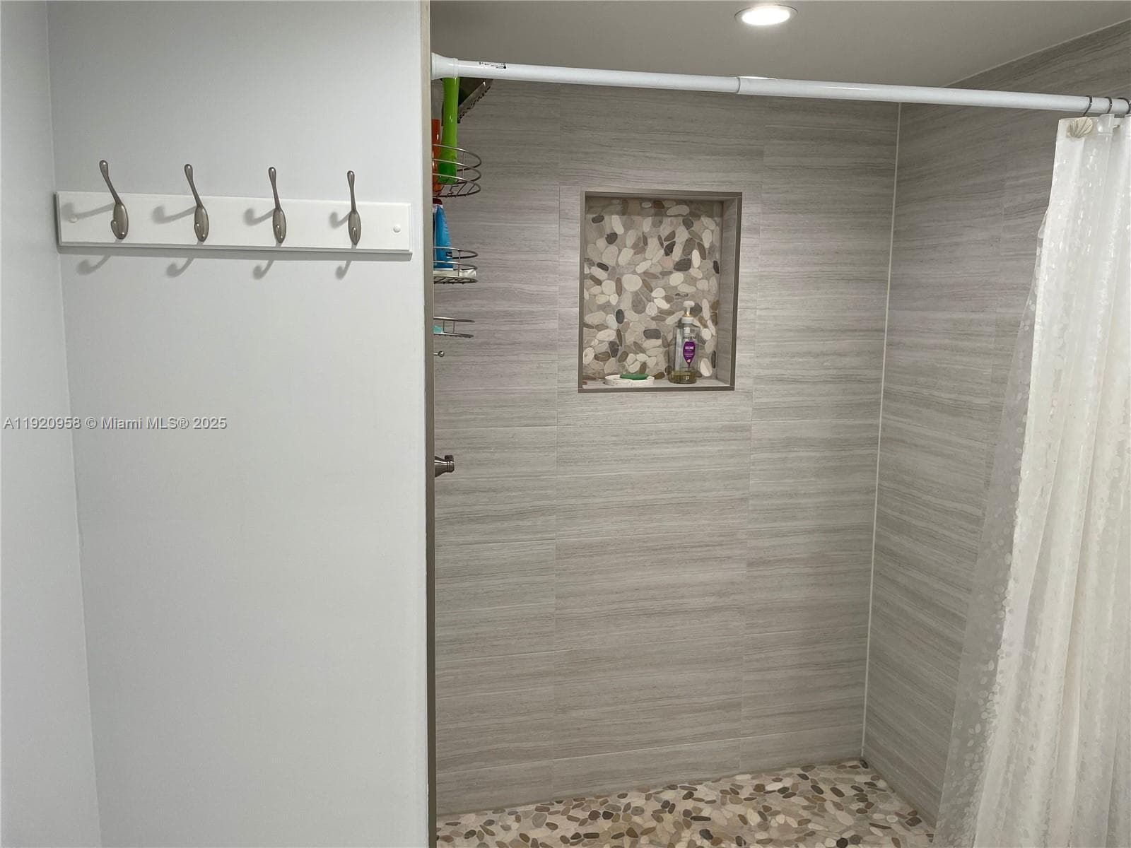 750 Ocean Blvd 702 photo 22