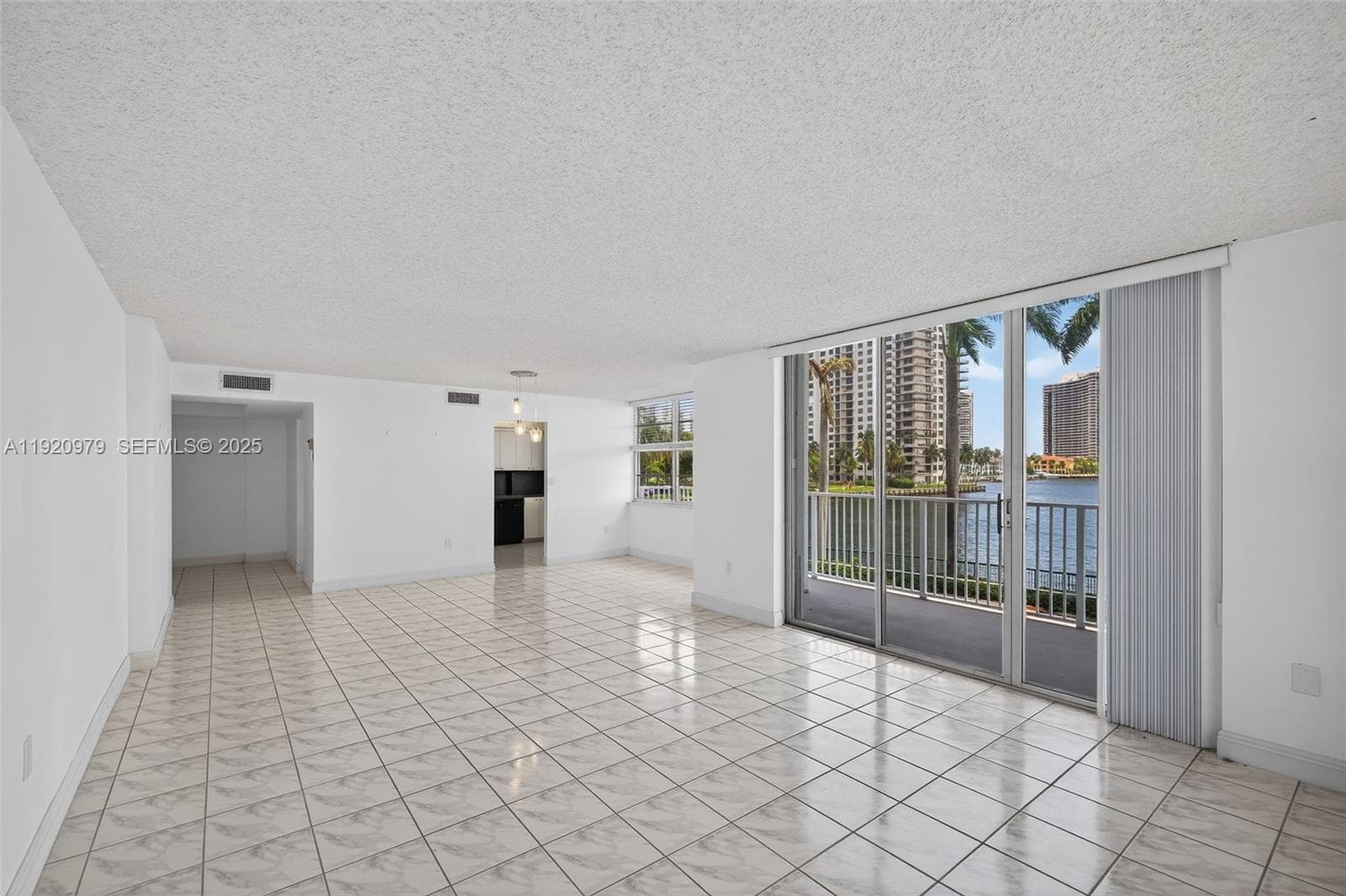 2851 NE 183rd St 216E photo 14