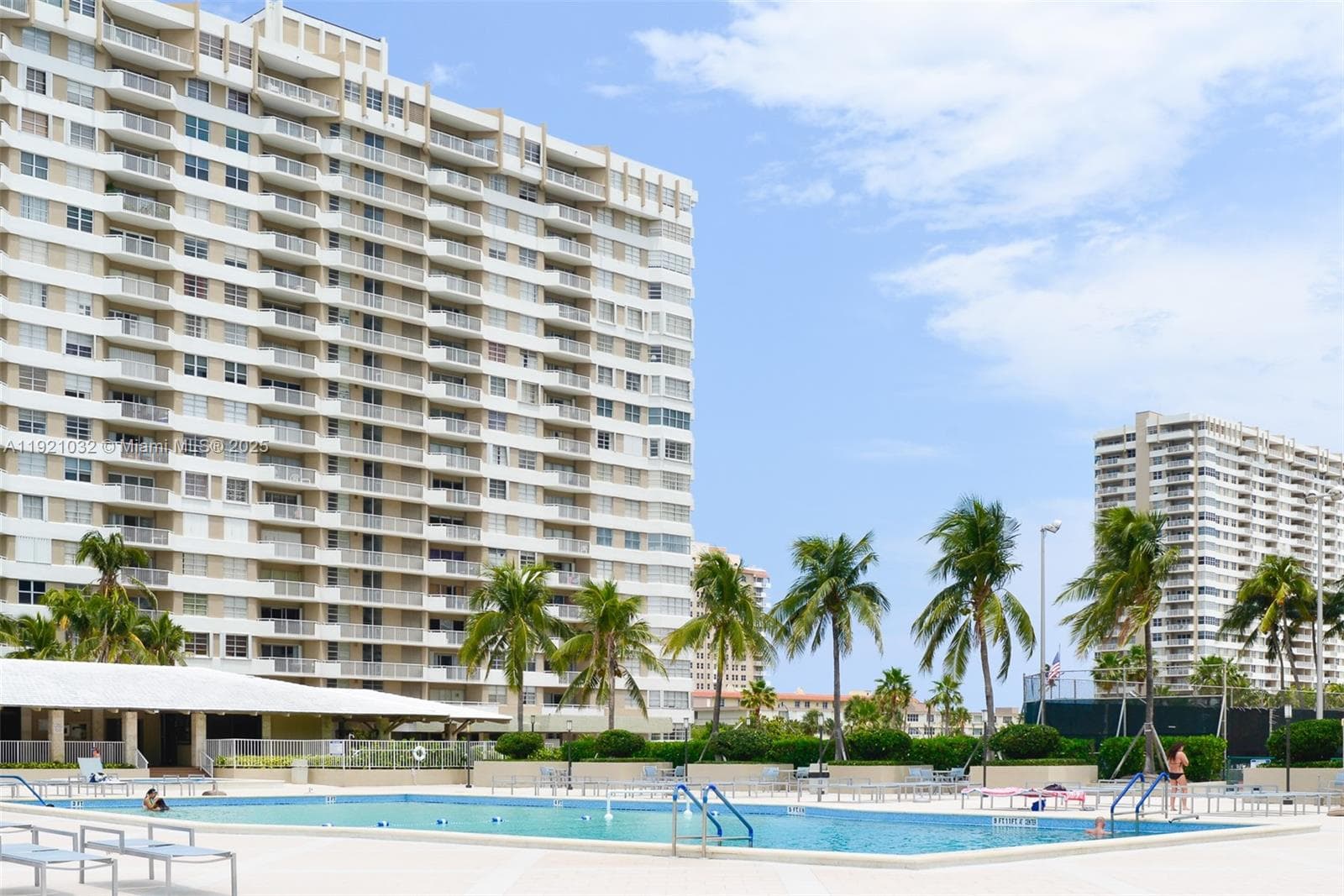 1985 S Ocean Dr 17H photo 6