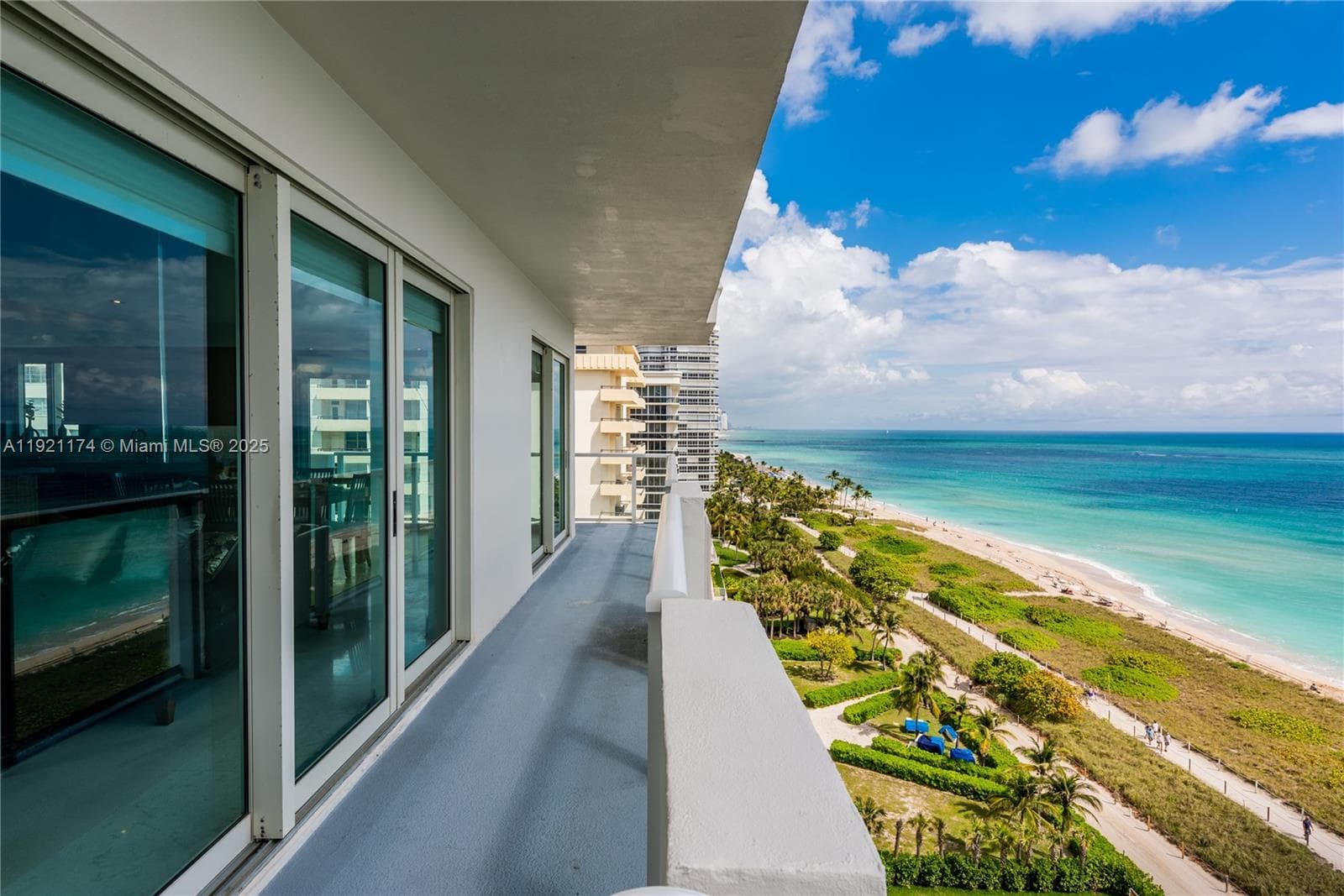 9499 Collins Avenue PH-02 photo 5