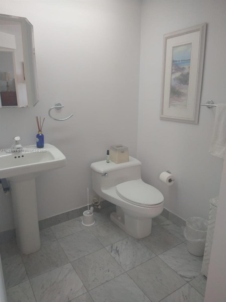 9341 SE Collins Ave 303 photo 3