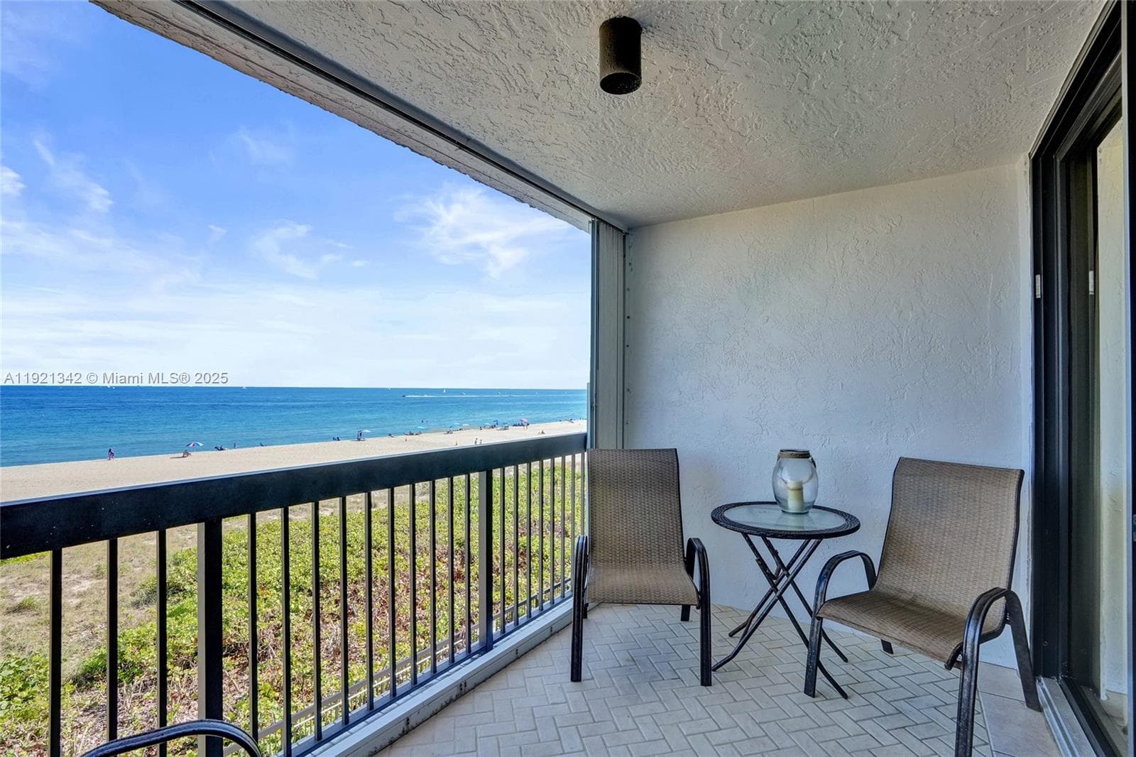 510 Ocean Blvd 3