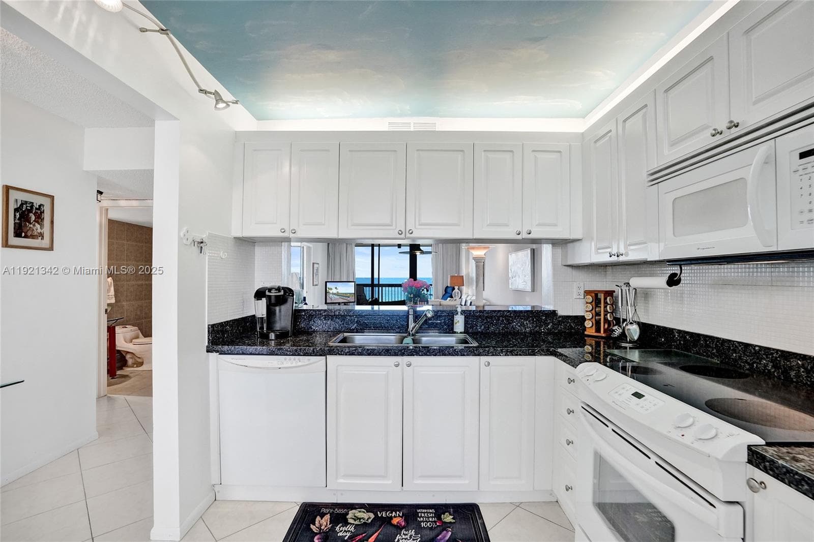 510 Ocean Blvd 308 photo 25